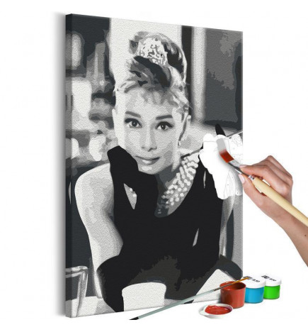 „Pasidaryk pats“ tapyba su šviesiaplauke moterimi pusryčiauja cm. 40x60