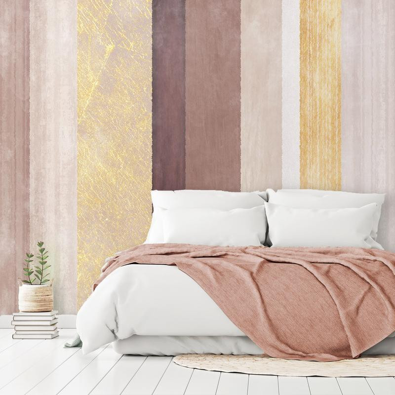 34,00 € Fotobehang - Striped pattern - abstract background in stripes of different colours with gold pattern