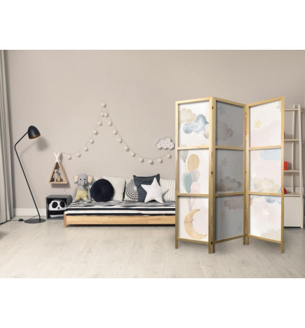 Jaapani sirm - Fairy-Tale Moon - Moon with Balloons Among Clouds and Stars in Subdued Colors on a Light Beige Background