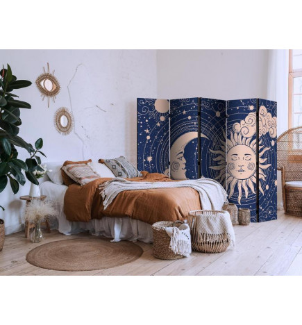 Paravento - Cosmic Harmony - Illustration of the Sun and Moon on a Navy Background