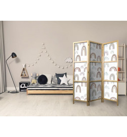 Paravento giapponese - Rainbows and Clouds - Various-sized rainbows in muted colors among rain clouds in a pale blue sha