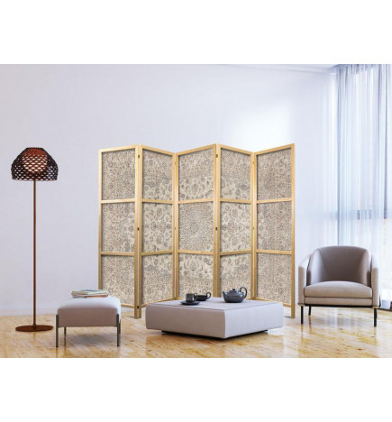 Paravento giapponese - Desert Nights - Ornamented Persian Carpet in Muted Colors