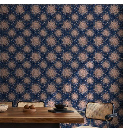 Behang - Sunny Patterns - Repeating sun motif on a navy background