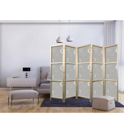 Japans kamerscherm - Cosmic Fireworks - Elegant Pattern with Moons and Stars on a Gray Background