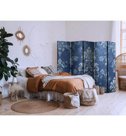 Paravan - Retro Ornament - Decorative Motif in Rubbed Blues