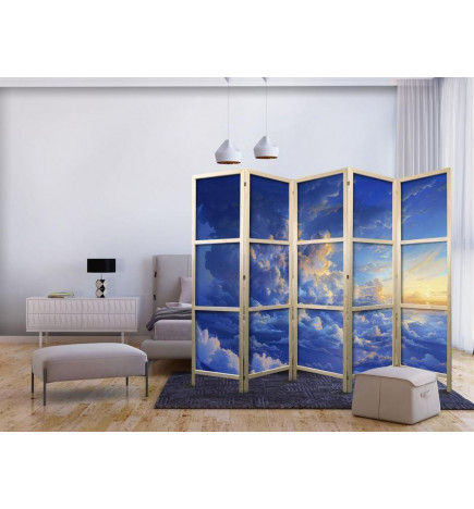 Japonska pregrada - When the Sky Becomes a Canvas: Artistic Creation of Nature in the Clouds