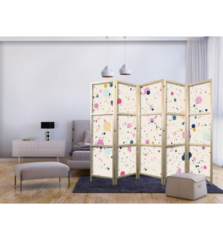 Japoniška kambario pertvara - Dots - Spots and Splashes Multicolored - Cheerful Pattern on a Light Pink Background