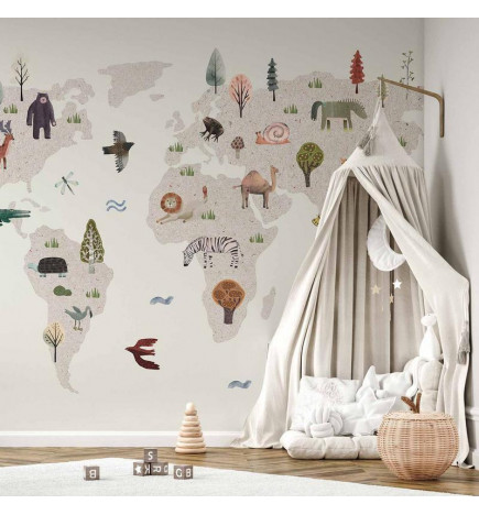 Papier peint - Beige World - Continents With Animals in Muted Colours