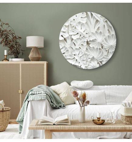Round Canvas Print - Carved Nature - Pattern With White Leaves Made of Stone