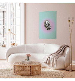 Plakāts - Metallic Form - abstract sculpture on a mint background with a purple halo