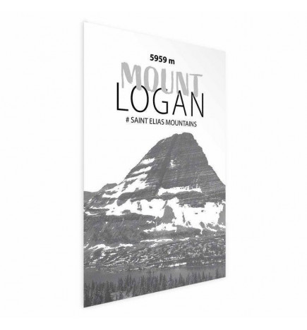 Poster - The majestic Mount Logan mountain peak, crown of mountains, mountain landscape