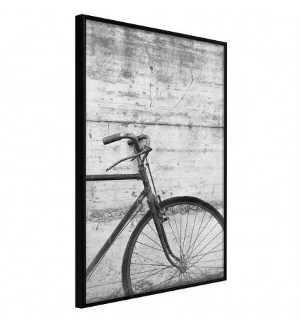Poster et affiche - Bicycle Leaning Against the Wall