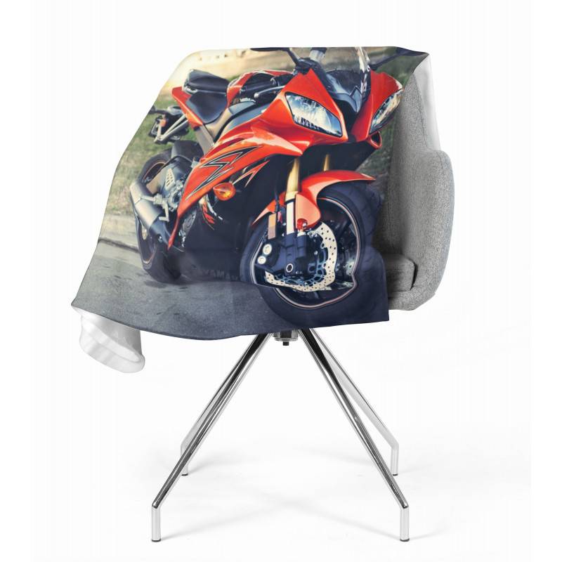 74,00 € 2 vilnos antklodės - su raudonu motociklu