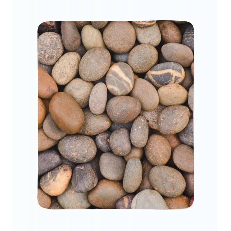 74,00 € 2 Fleecedecken – mit Kieselsteinen 74,00 € 2 Fleecedecken – mit Kieselsteinen