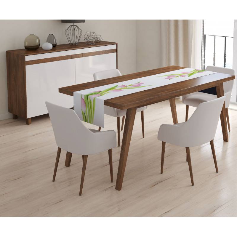 51,00 €4 tapis de chemin de table - avec des tulipes 51,00 €4 tapis de chemin de table - avec des tulipes