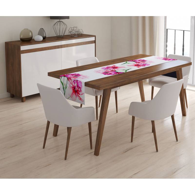 51,00 € 4 pöytäjuoksumattoa - pioneilla