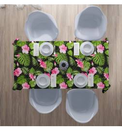 Pöytäliinat - lehtiä ja kukkia - mustalla taustalla