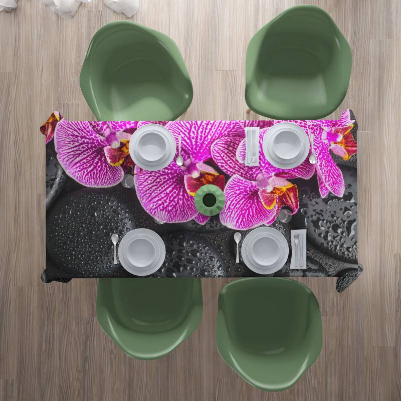 62,00 € Tablecloths - with purple flowers with a dark background
