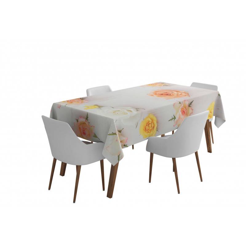 62,00 € Tablecloths - with roses on a white background - ARREDALACASA