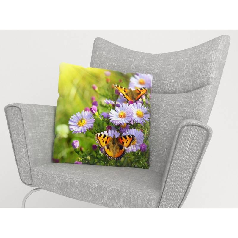 15,00 € Cushion covers - with butterflies among flowers