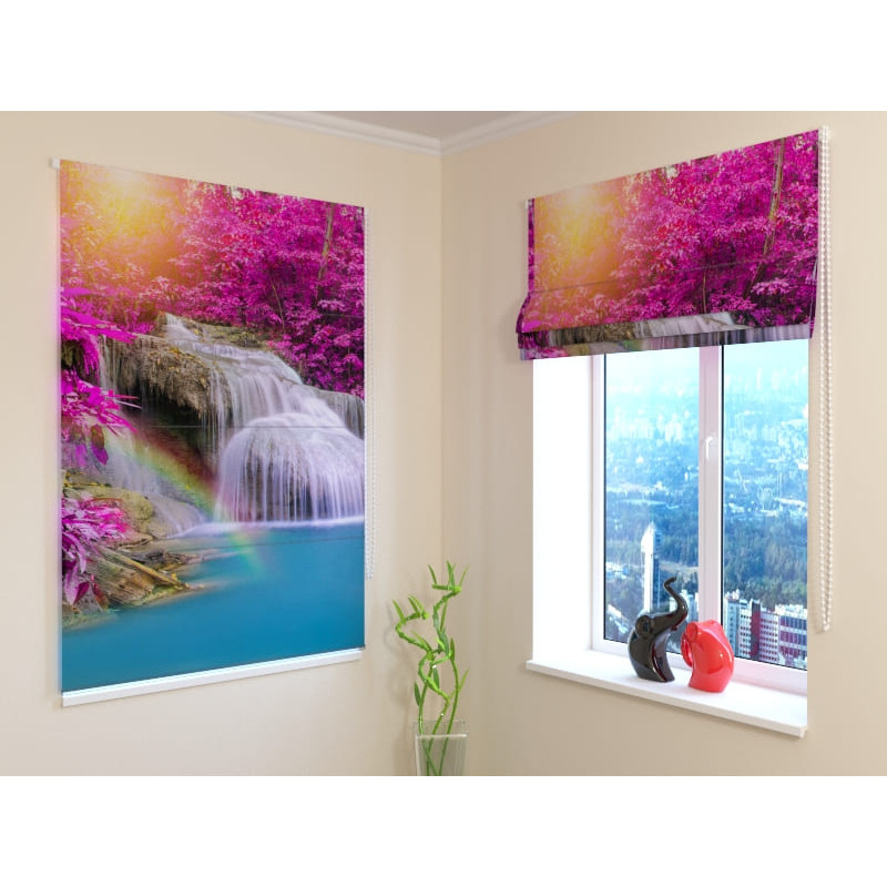 68,50 € Vouwgordijn - met watervallen en bloemen - BLACKOUT
