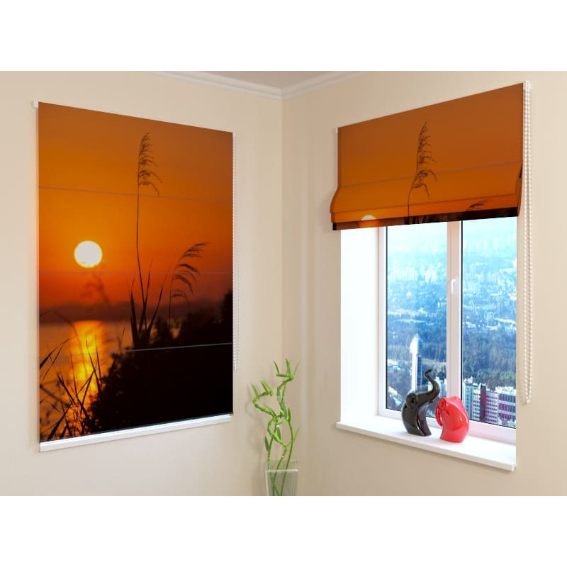 68,50 € Raffrollo – mit Vollmond – VERDUNKELUNG 68,50 € Raffrollo – mit Vollmond – VERDUNKELUNG