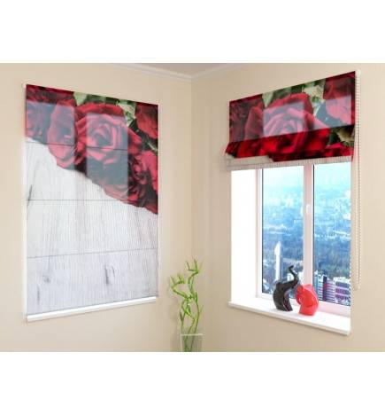 Roman blind - with wood and roses - FURNISH HOME