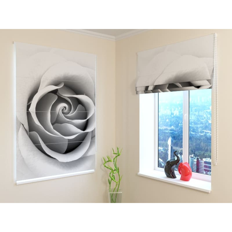 68,50 € Roman blind - with rose - OSCURANTE 68,50 € Roman blind - with rose - OSCURANTE