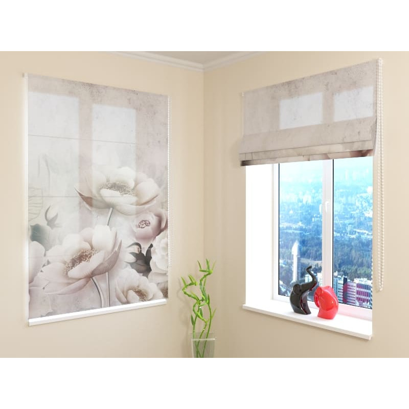 68,00 €Store romain - avec un mur et des fleurs