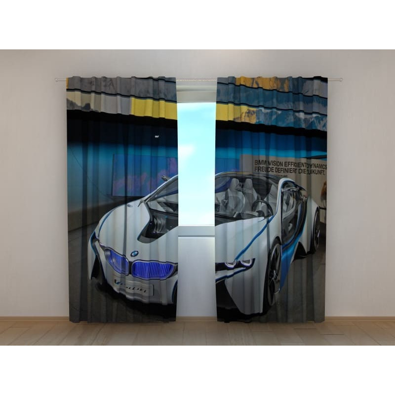 1,00 € Cort personalizat - cu un BMW de curse