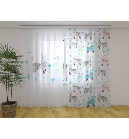 Personalized curtain - with many small blade
