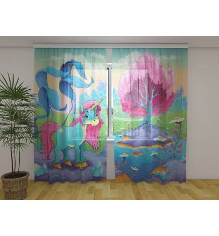 Cortina personalizada - com um pequeno unicórnio