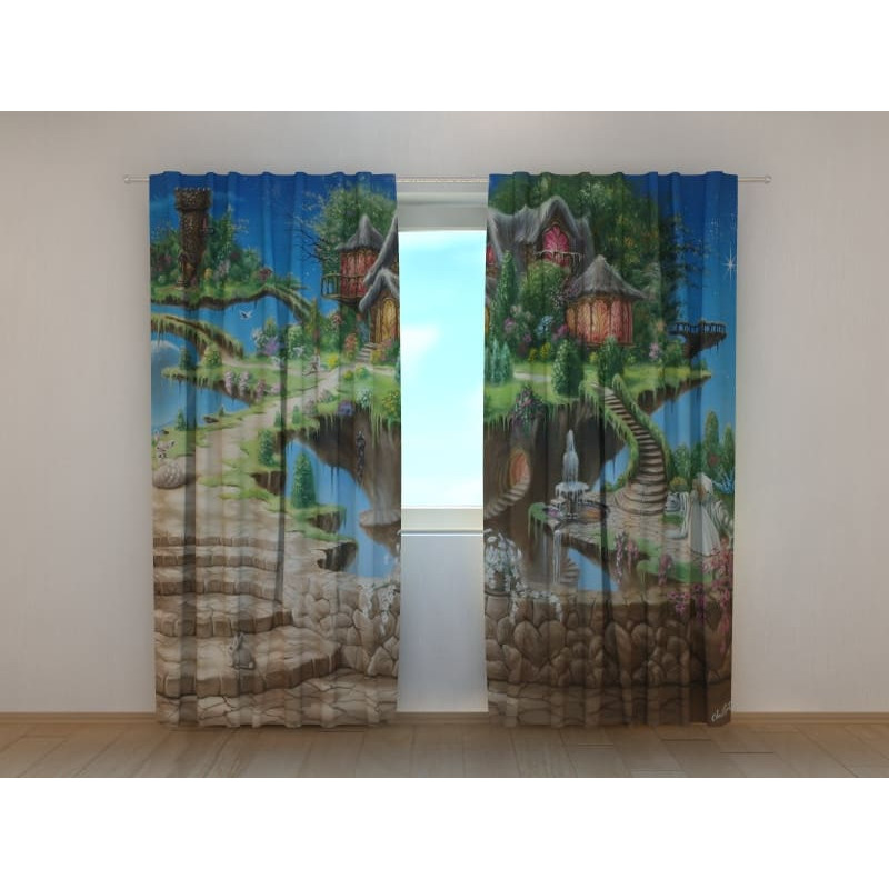 0,00 € Maßgeschneidertes Zelt – mit einem kleinen Haus in einem Baum