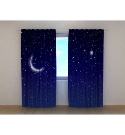 Maßgeschneiderter Vorhang – mit Halbmond und Sternen