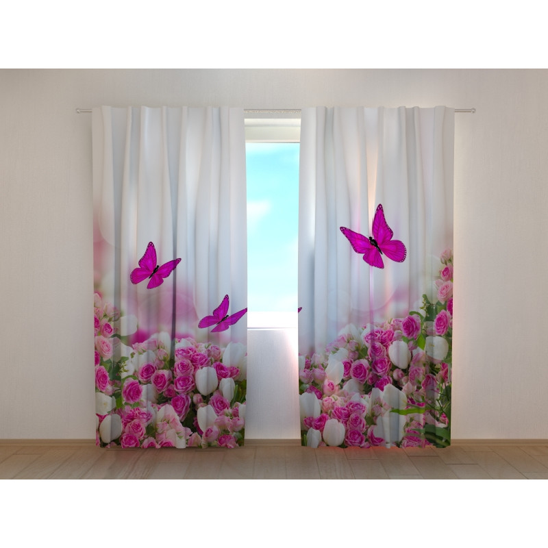 0,00 € Benutzerdefinierter Vorhang – Lila Blumen und Schmetterlinge