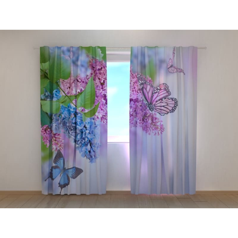 0,00 € Maßgeschneiderter Vorhang – mit Schmetterlingen und Blumen