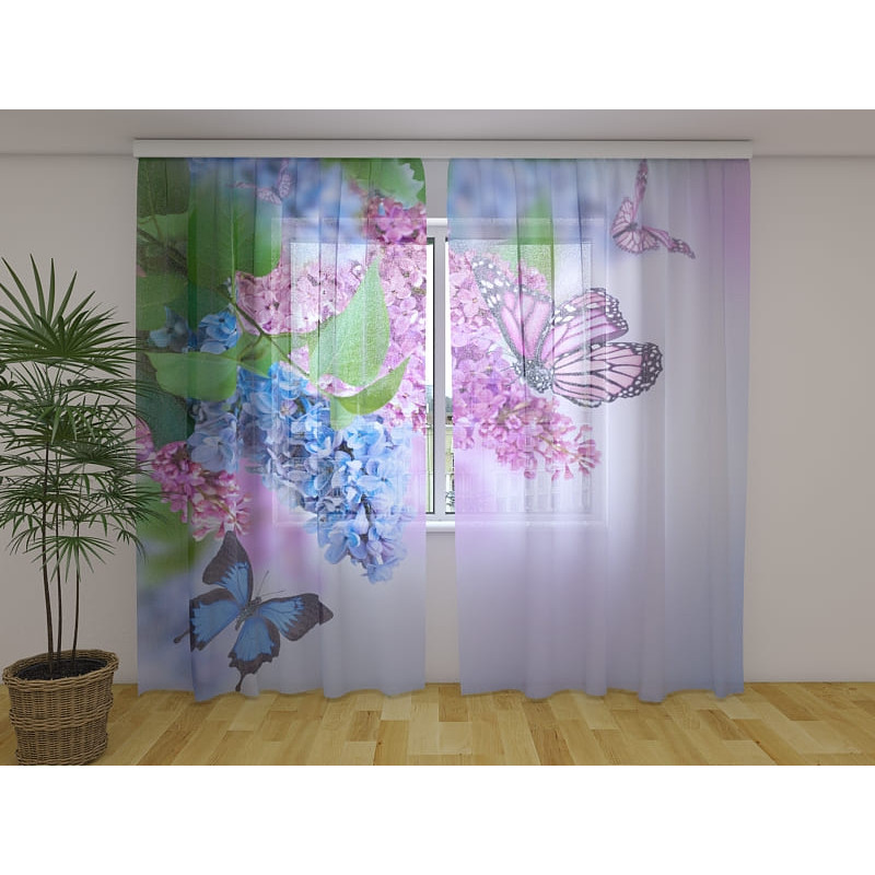 0,00 € Maßgeschneiderter Vorhang – mit Schmetterlingen und Blumen