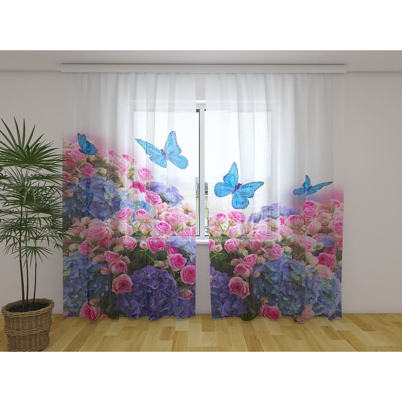 0,00 € Gordijn op maat - blauwe vlinders en kleurrijke bloemen