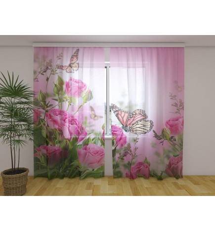 Cortina personalizada - delicadas rosas e borboletas