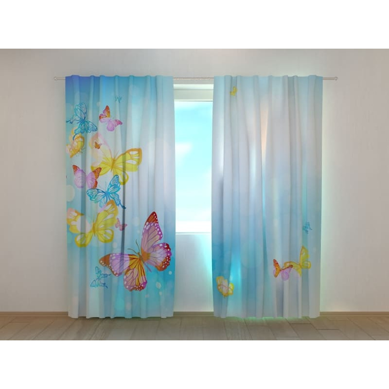 0,00 € Personalized curtain - with flying butterflies