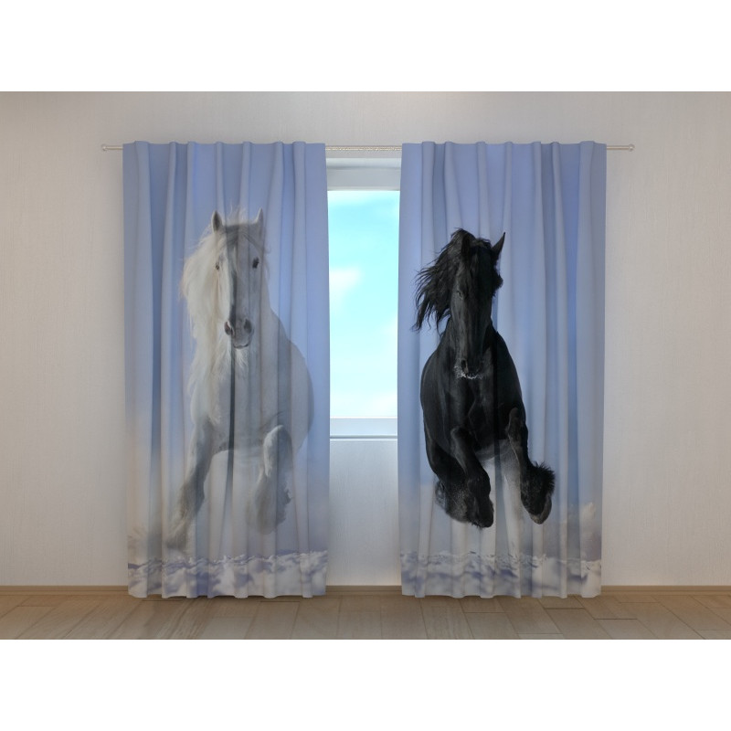 0,00 € Tent op maat - met twee galopperende paarden 0,00 € Tent op maat - met twee galopperende paarden