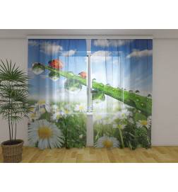 Personalisierter Vorhang – mit Marienkäfern und Blumen
