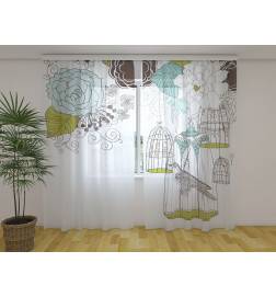 Personalisiertes Zelt – mit einem Vogel zwischen den Blumen