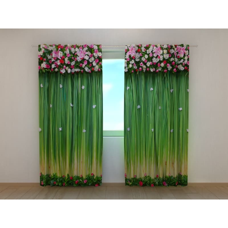 0,00 €Rideau sur mesure - Printemps avec des fleurs sur le dessus