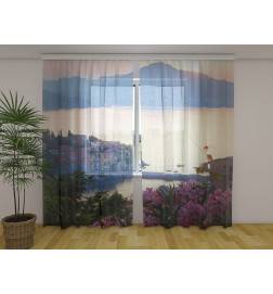 Cort personalizat - cu vedere la lacul de munte