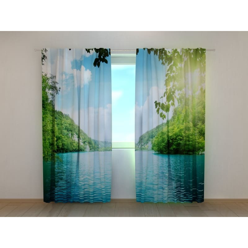 1,00 €Tenda personalizzata - con un lago tra i monti