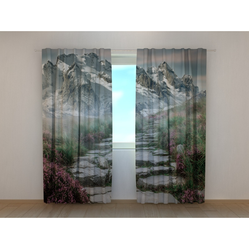 1,00 €Tenda personalizzata - Scalinata verso la montagna