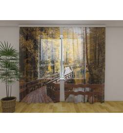 Mukautettu teltta - sillalla puron yli