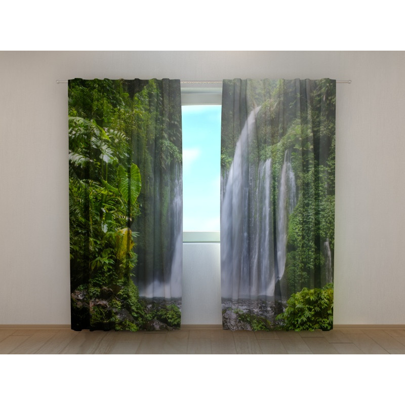 1,00 € Pasūtījuma telts - ar Indonēzijas ūdenskritumiem