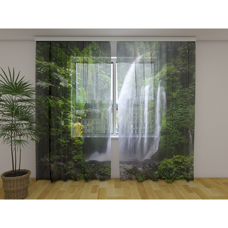 1,00 € Mukautettu teltta - Indonesian vesiputouksilla